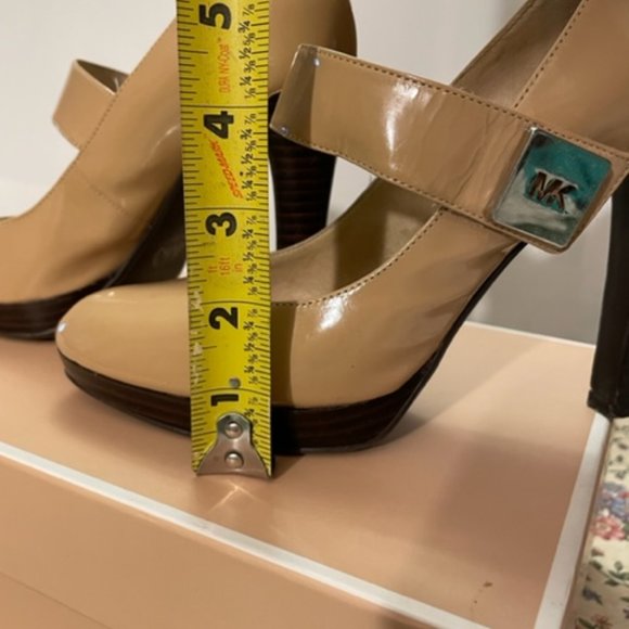 MICHAEL Michael Kors Davenport Mary Janes, Patent Leather, Size 8 - Picture 10 of 16